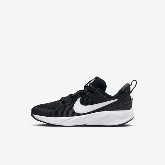 NIKE STAR RUNNER 4 BLACK/WHITE