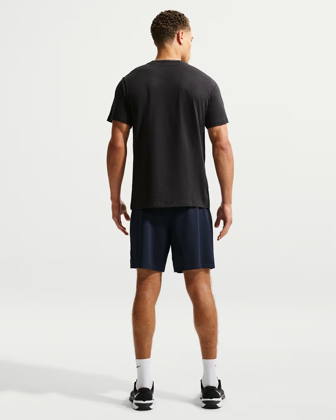 M NK TEE STD TRAIN MIND - BLACK