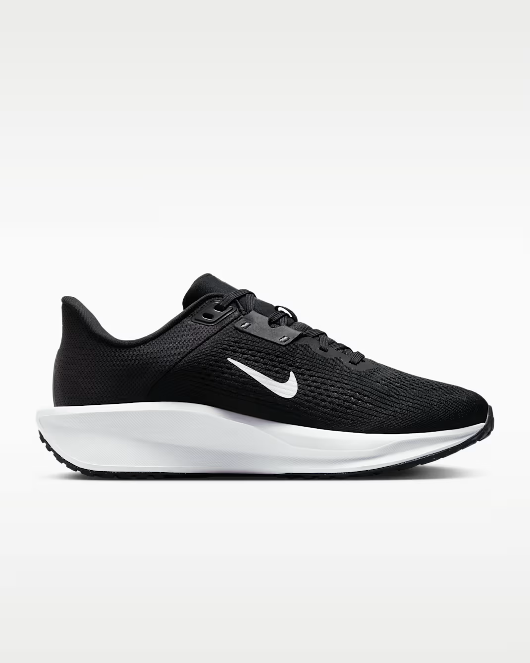 NIKE QUEST 6 BLACK/WHITE
