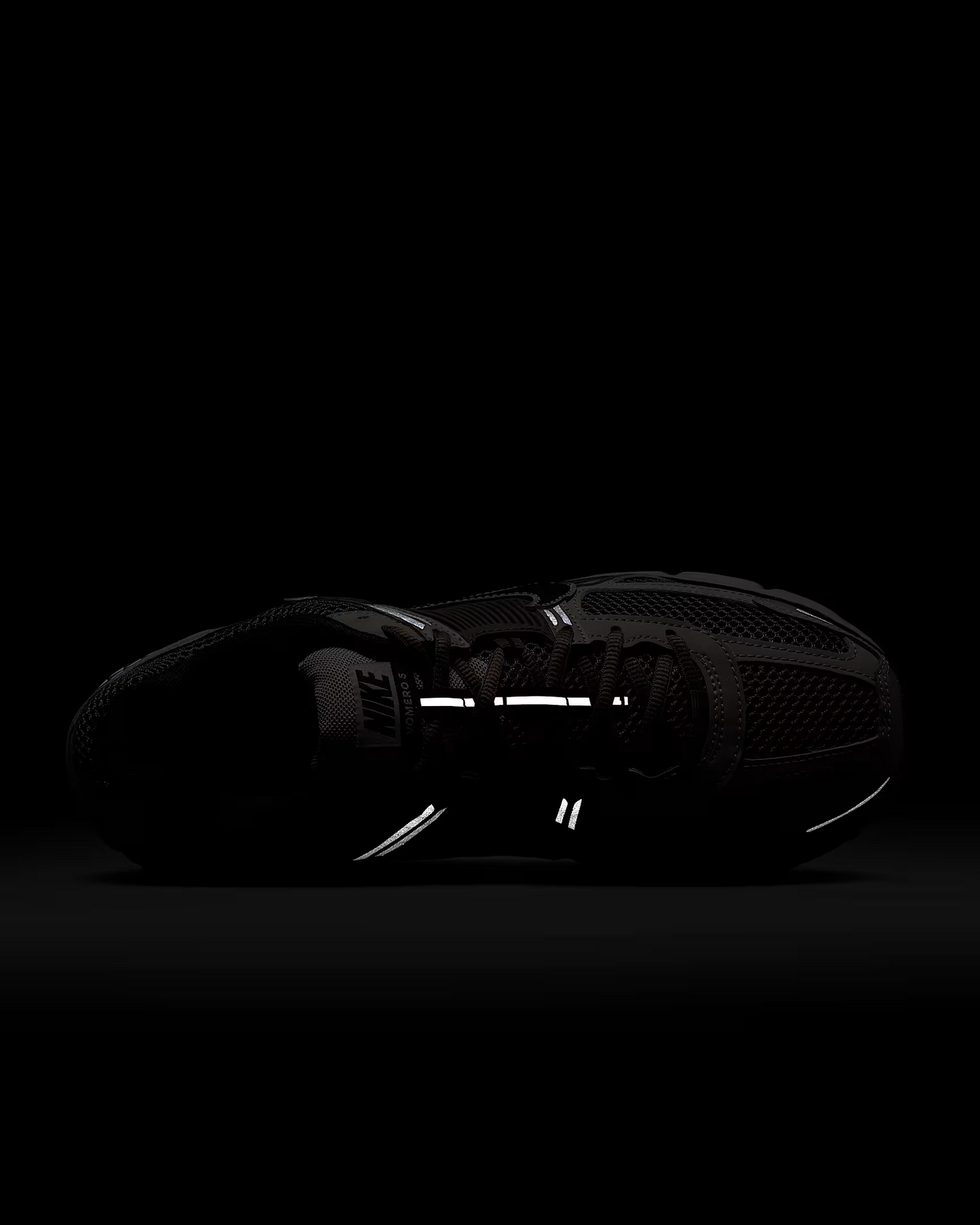 NIKE ZOOM VOMERO 5 COLLEGE/GREY/BLACK