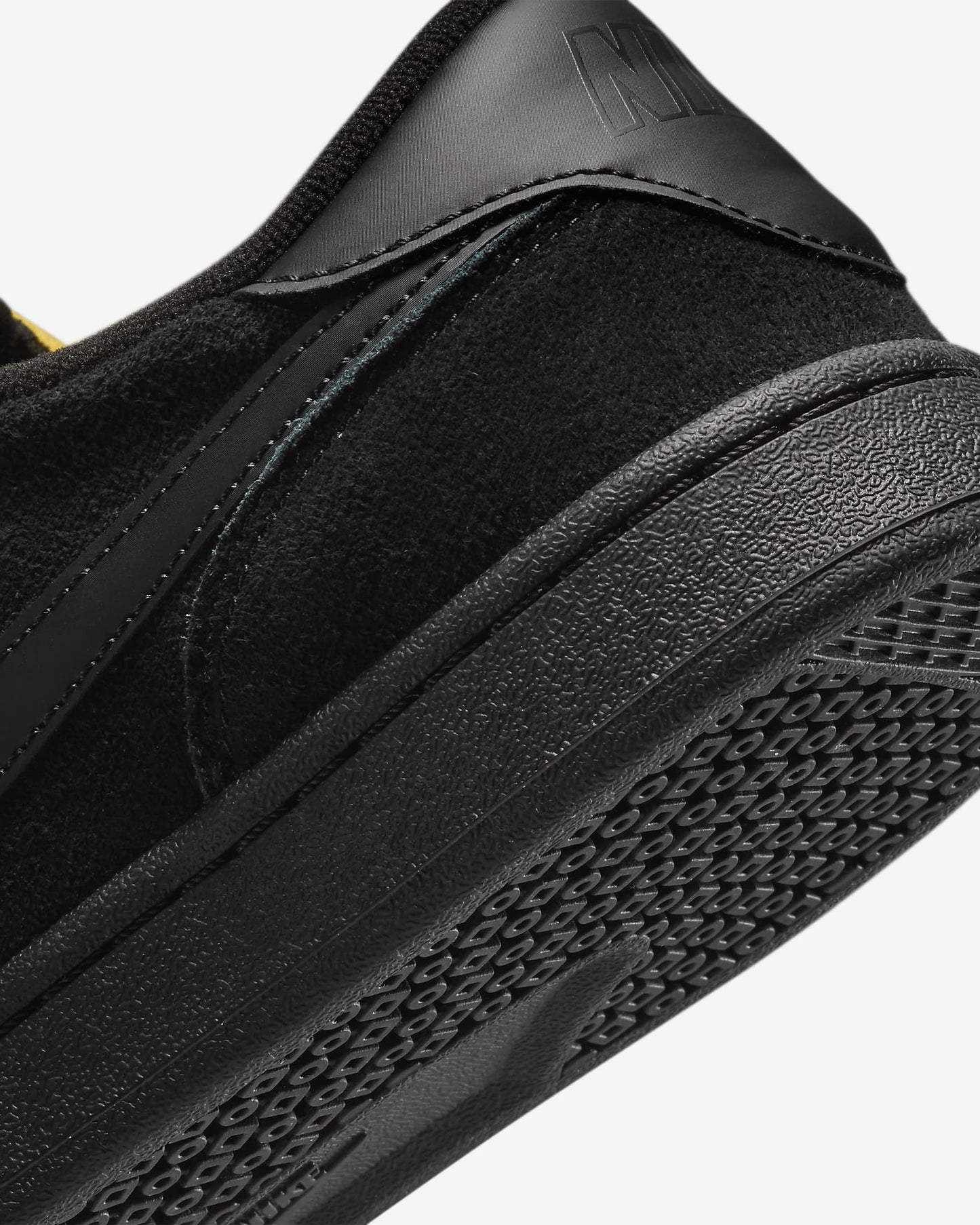 NIKE SB FC CLASSIC BLACK