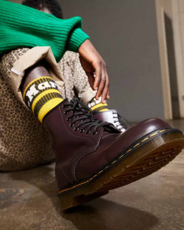 DR MARTENS BURGUNDY SMOOTH BROWN