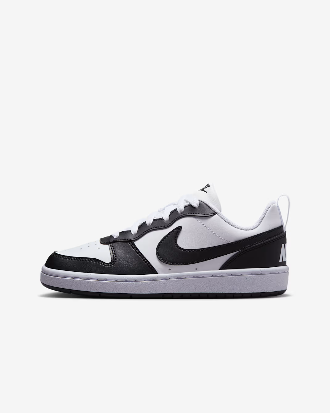 COURT BOROUGH LOW RECRAFT BG BLACK/WHITE