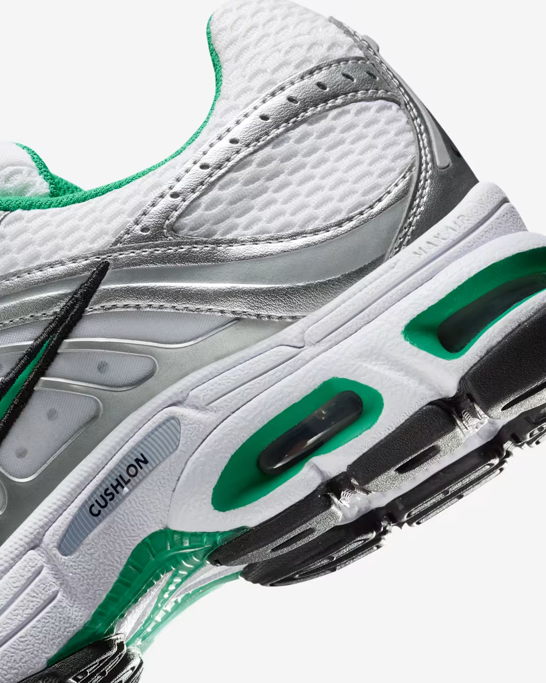 W NIKE AIR MAX MOTO 2K WHITE/STADIUM GREEN