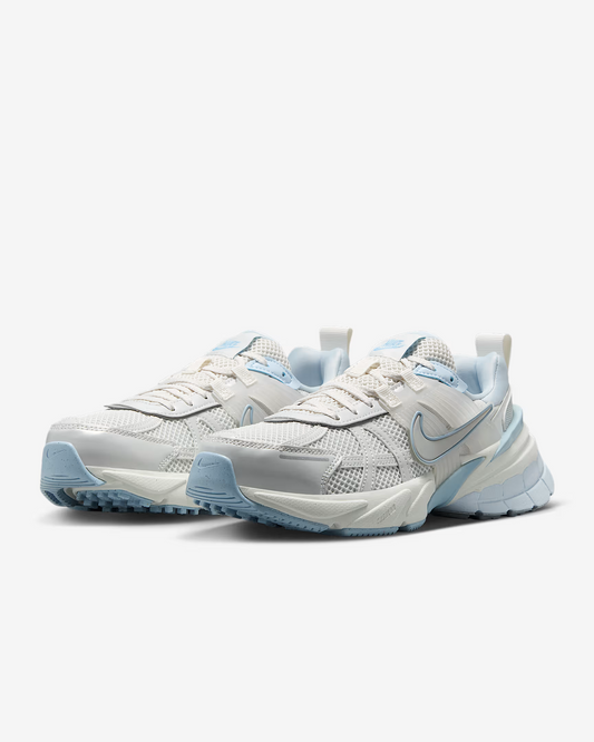 NIKE V2K RUN WHITE/BLUE/SIRVER