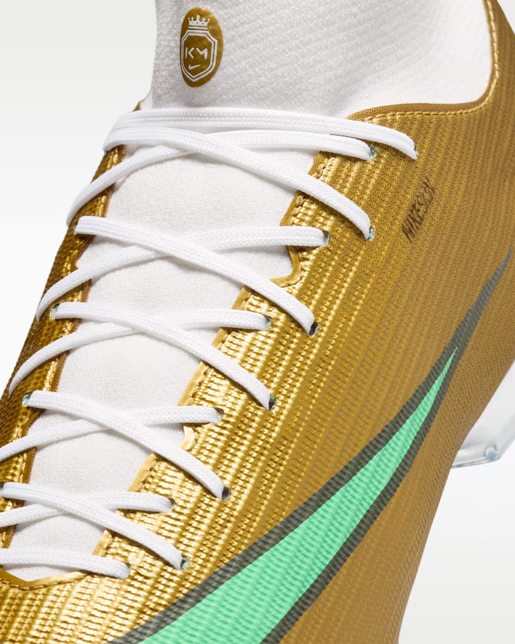 SUPERFLY 11 ACADEMY FG/MG KM GOLD/GREEN/WHT HOMBRE