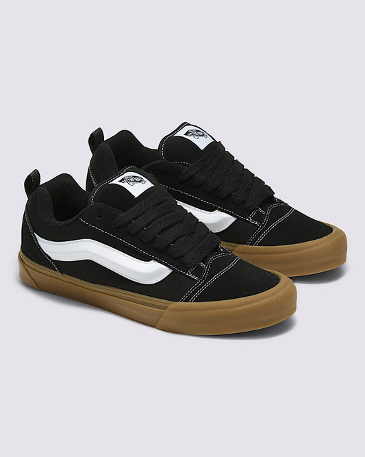 KNU AKOOL BLACK/GUM