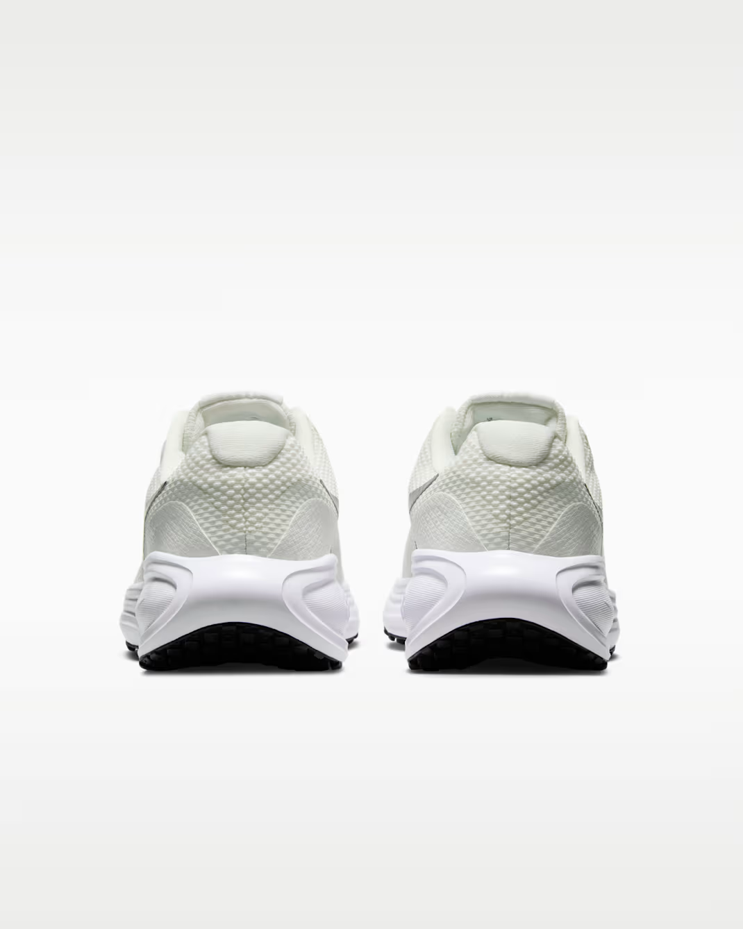 W NIKE REVOLUTION 8 SAIL-METALLIC SILVER-WHITE