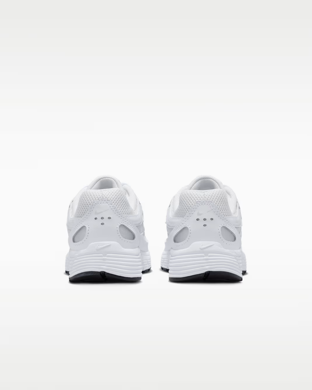 NIKE P-6000 BG WHITE/GRAY