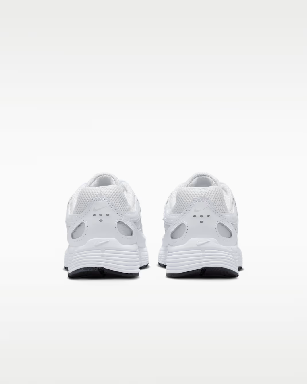 NIKE P-6000 BG WHITE/GRAY