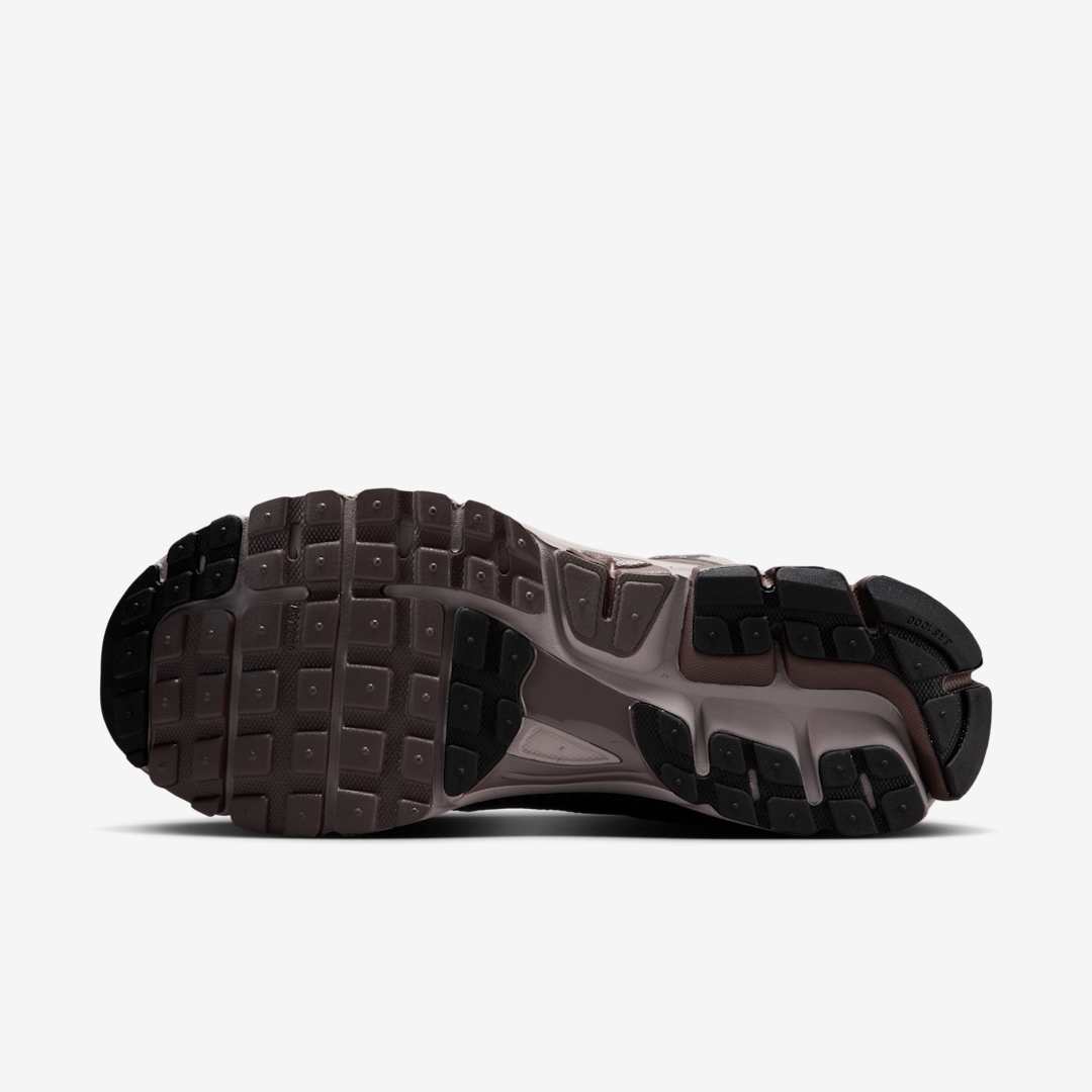 NIKE ZOOM VOMERO 5 COLLEGE/GREY/BLACK