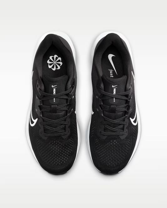 NIKE QUEST 6 BLACK/WHITE
