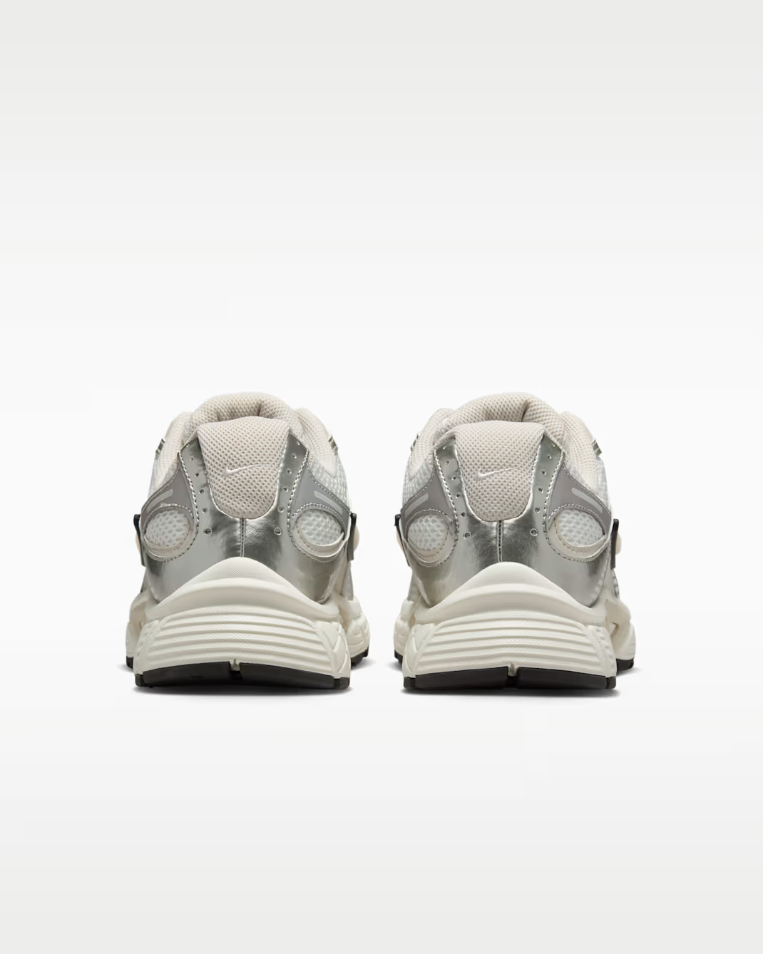 W NIKE V5 RNR WHITE-GREY-BLK