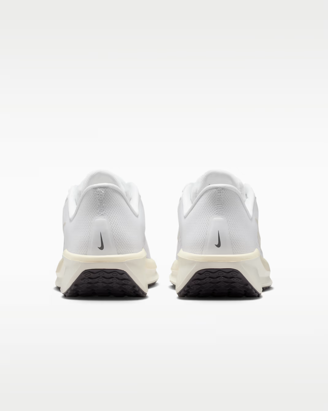 NIKE QUEST 6 WHITE