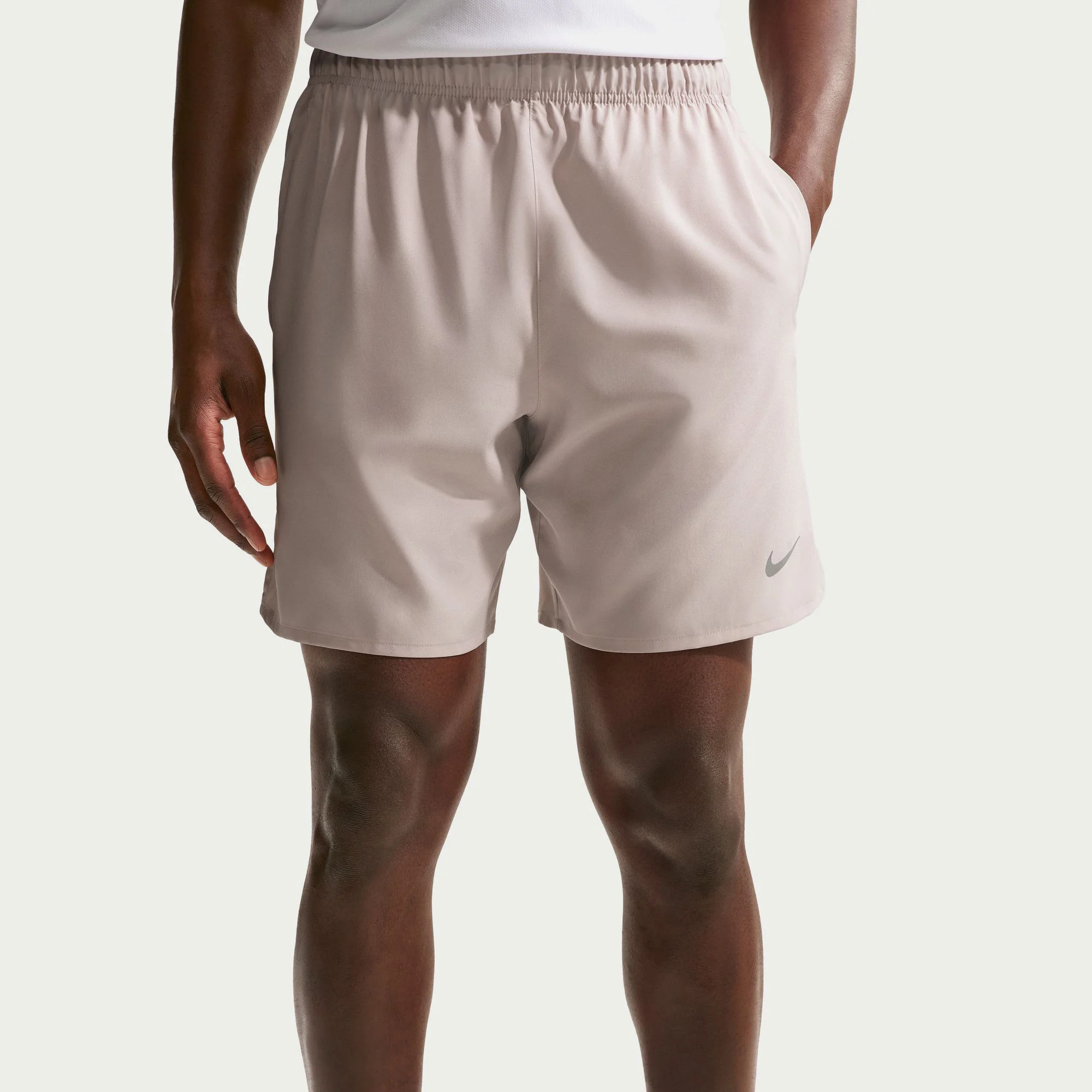 M NK DF CHALLENGER 7UL SHORT BEIGE