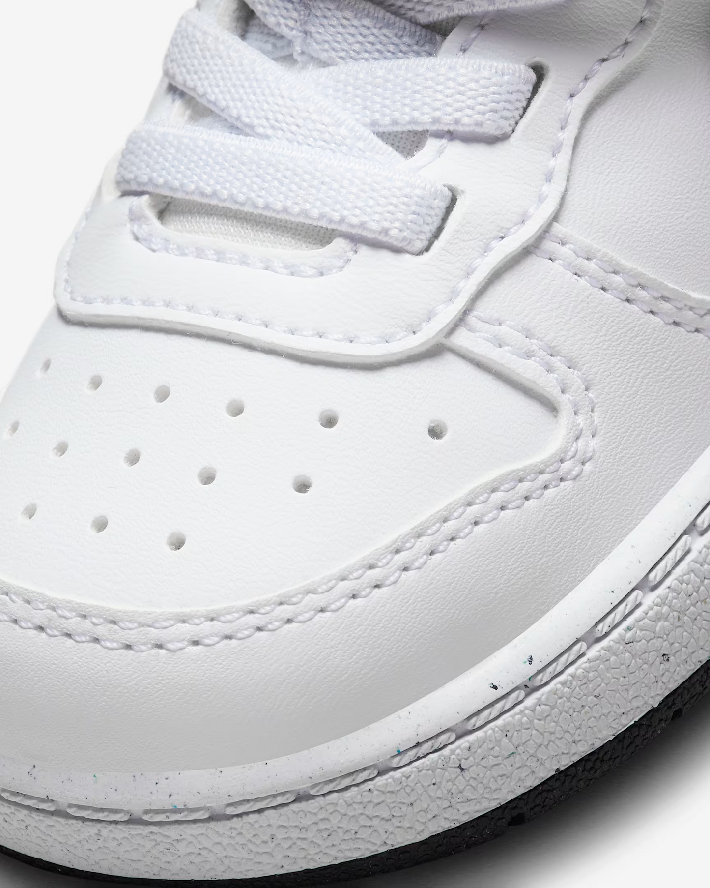 COURT BOROUGH LOW RECRAFT BTV WHITE/BLK