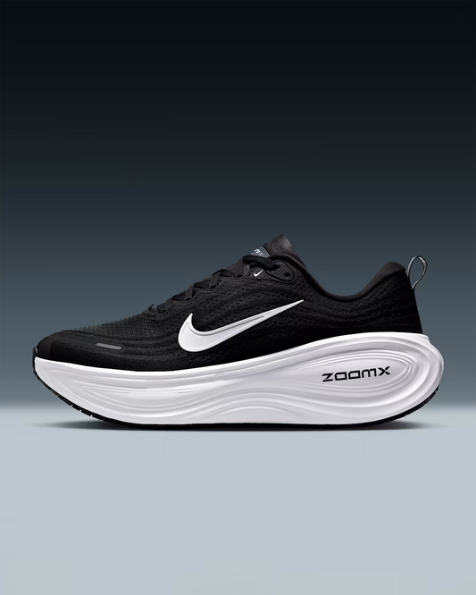 NIKE VOMERO PLUS BLACK/WHITE
