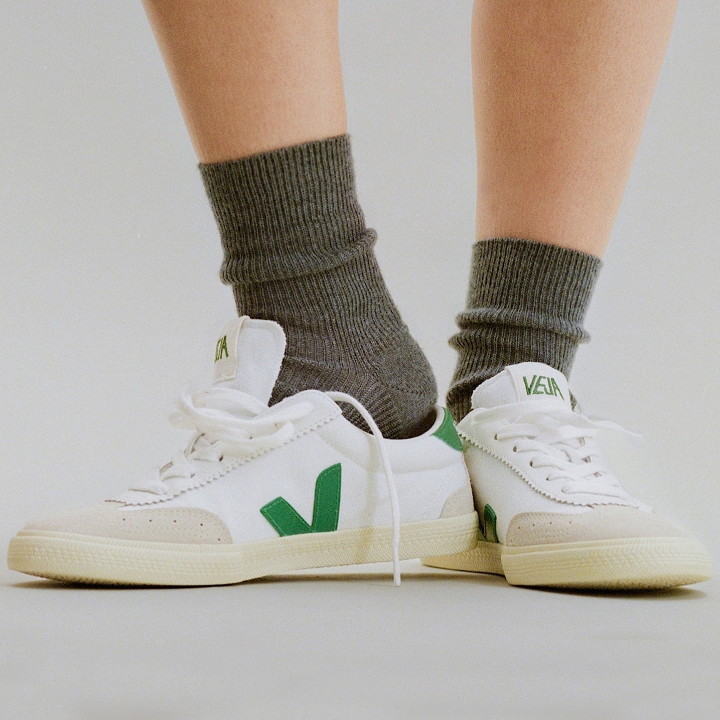 TENIS VEJA VOLLEY CANVAS WHITE/GREEN