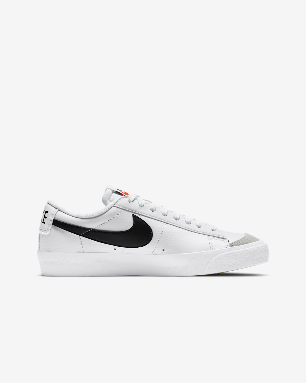 BLAZER LOW 77 WHITE/BLK DA4074-101 # 5.5