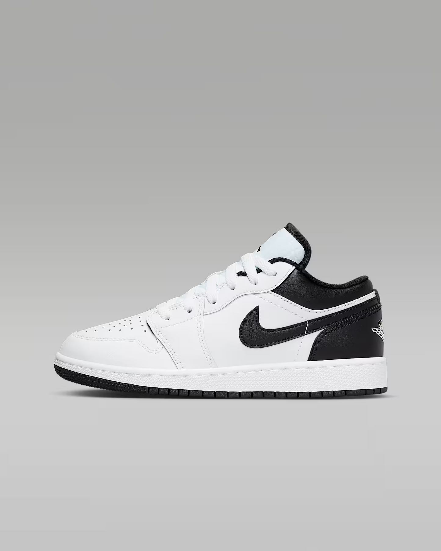 AIR JORDAN 1 LOW WHITE/BLACK 553560-132 # 6.5Y