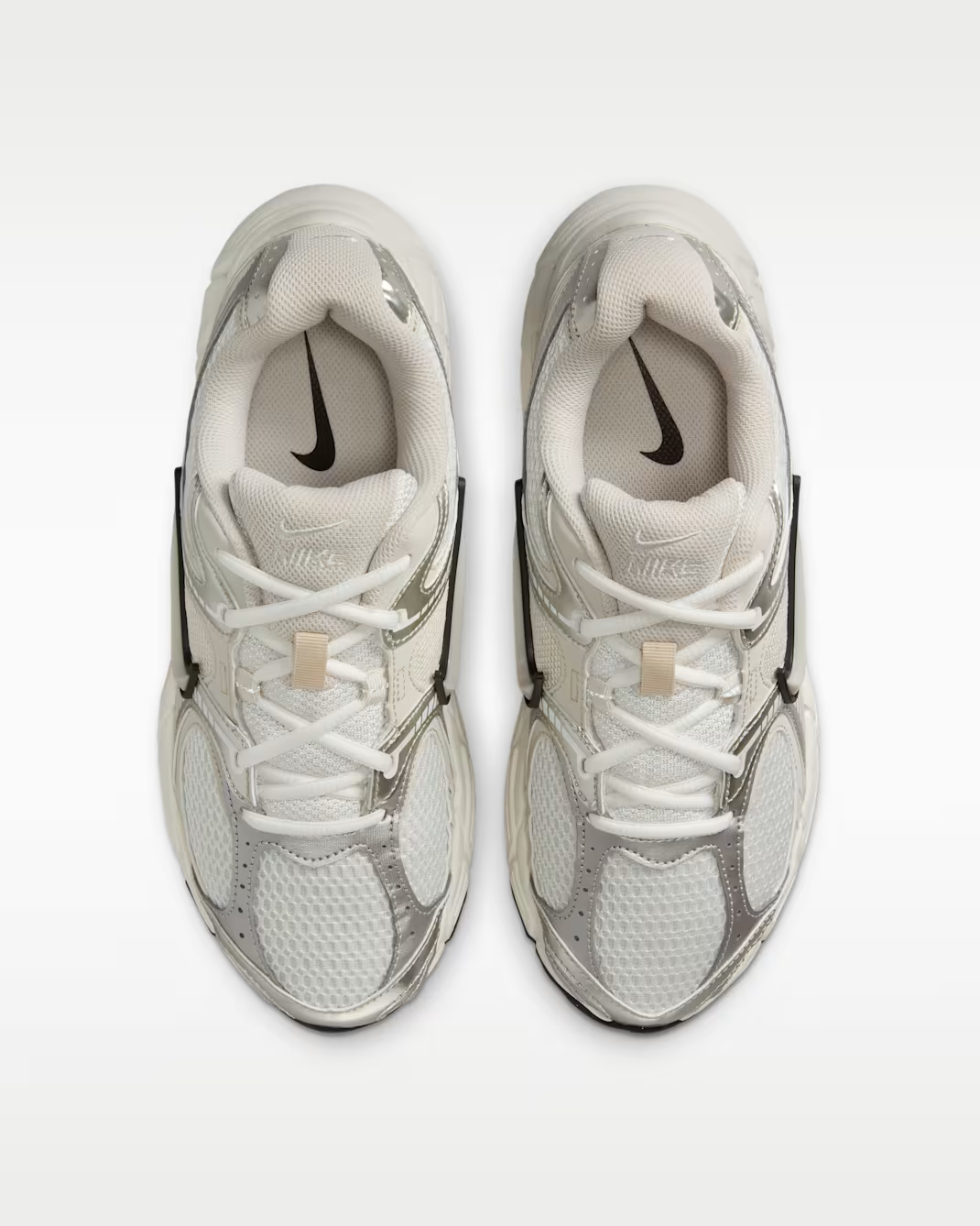 W NIKE V5 RNR WHITE-GREY-BLK