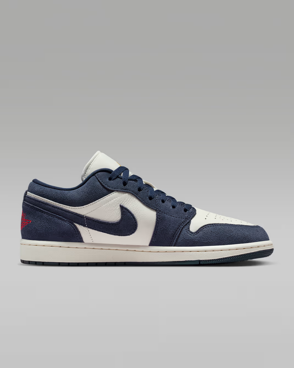 AIR JORDAN 1 LOW SE V2 NAVY/WHITE