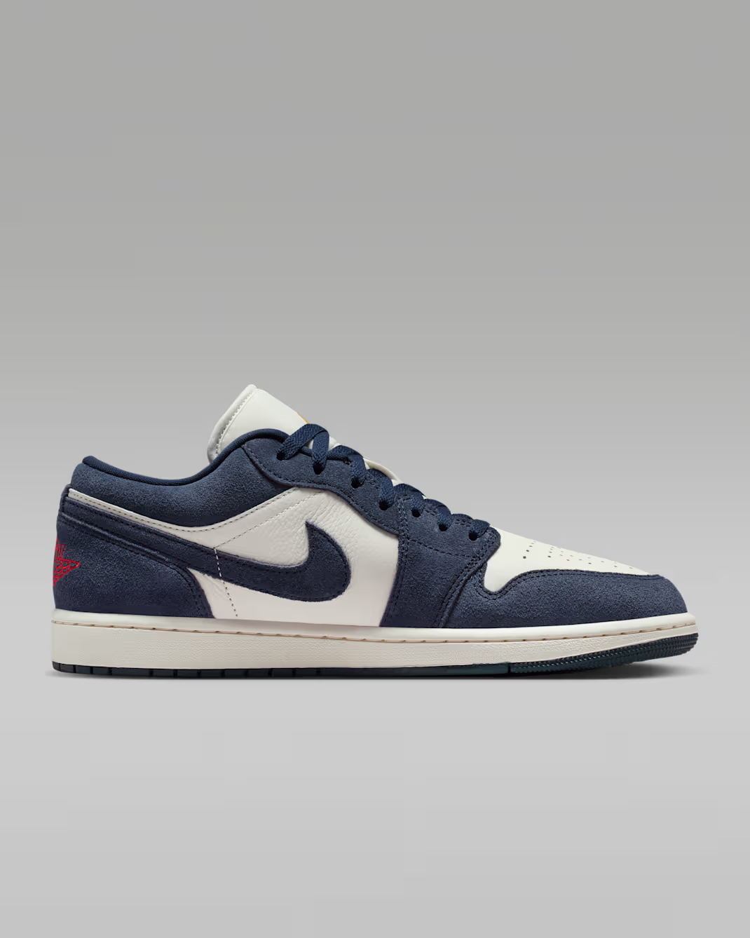 AIR JORDAN 1 LOW SE V2 NAVY/WHITE