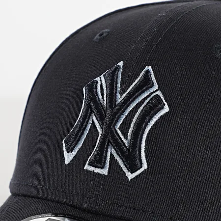 OUTLINE 9FORTY NEW YORK YANKEES NAVY