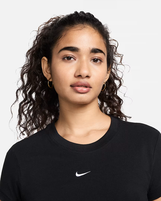 CAMISETA NIKE SPORTSWEAR CHILL KNIT DE MUJER