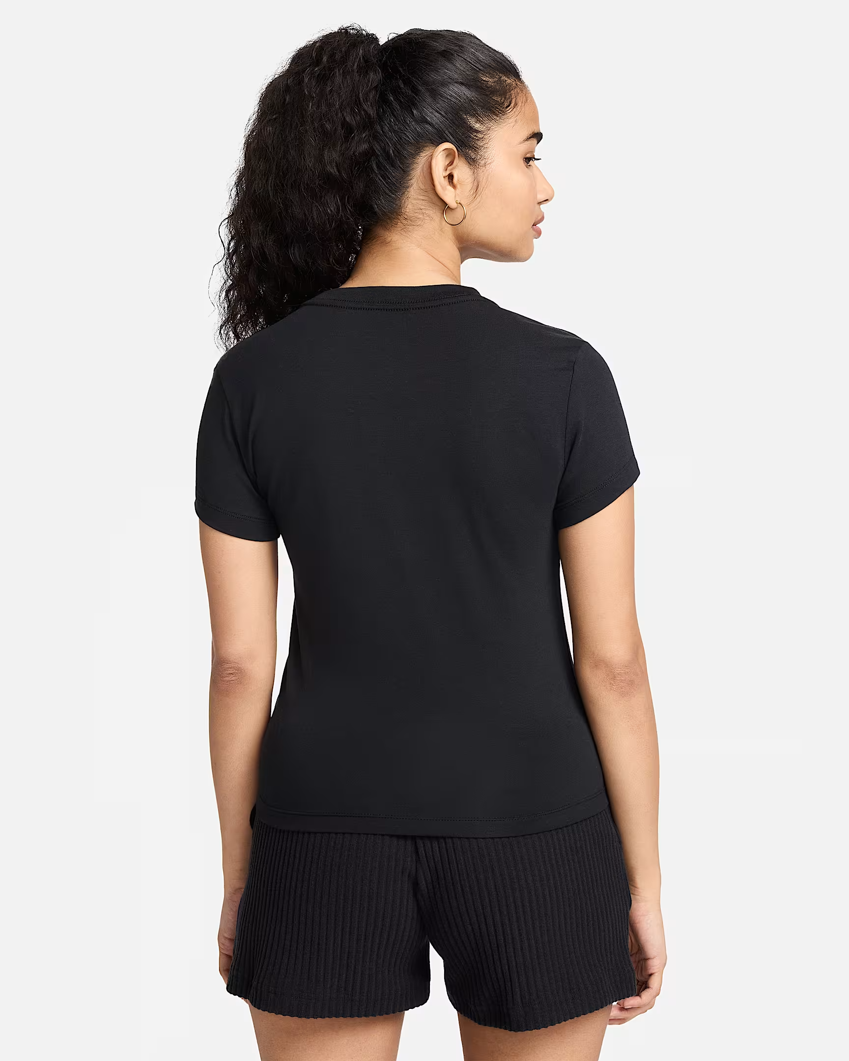 CAMISETA NIKE SPORTSWEAR CHILL KNIT DE MUJER