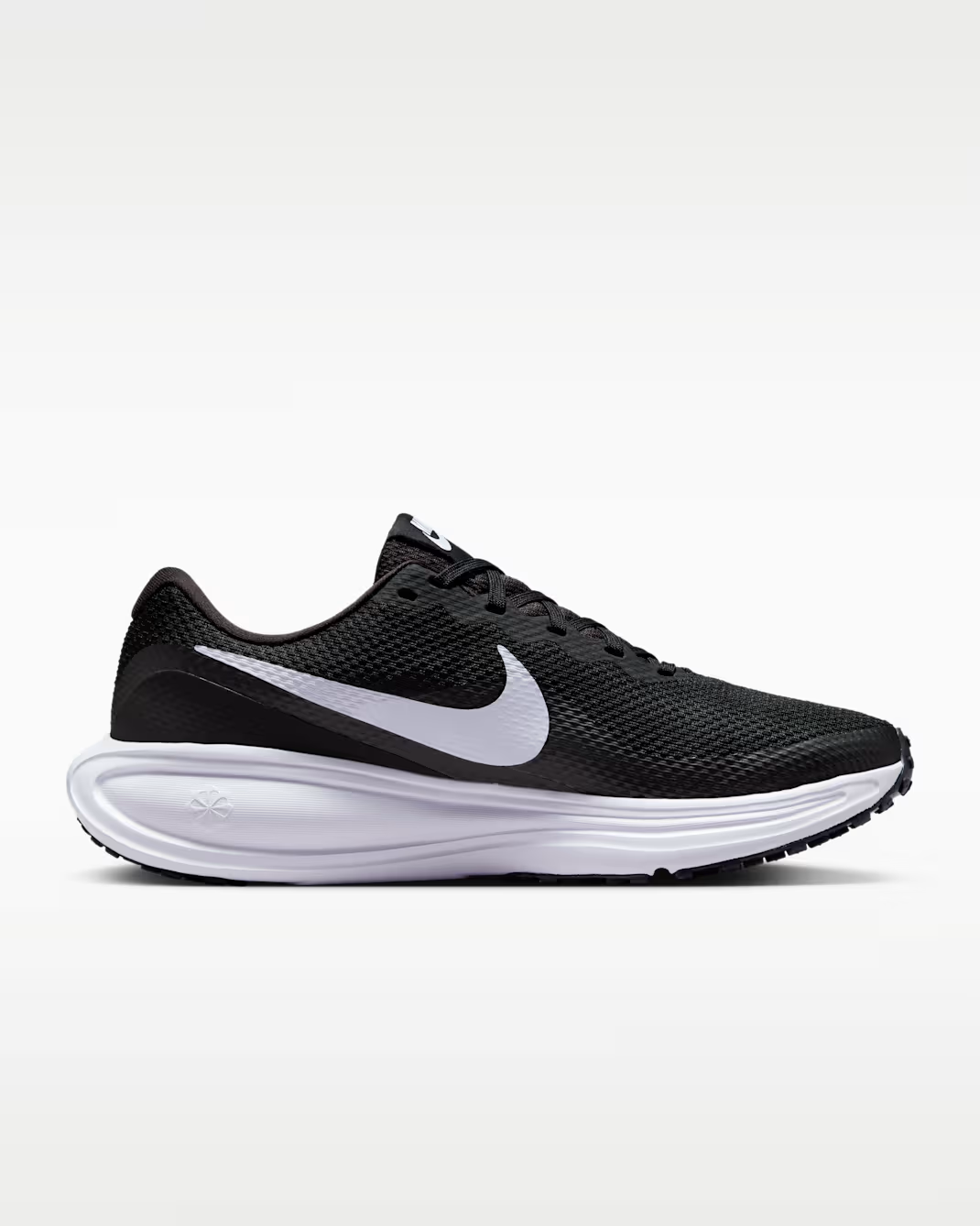 NIKE REVOLUTION 8 BLACK/WHITE