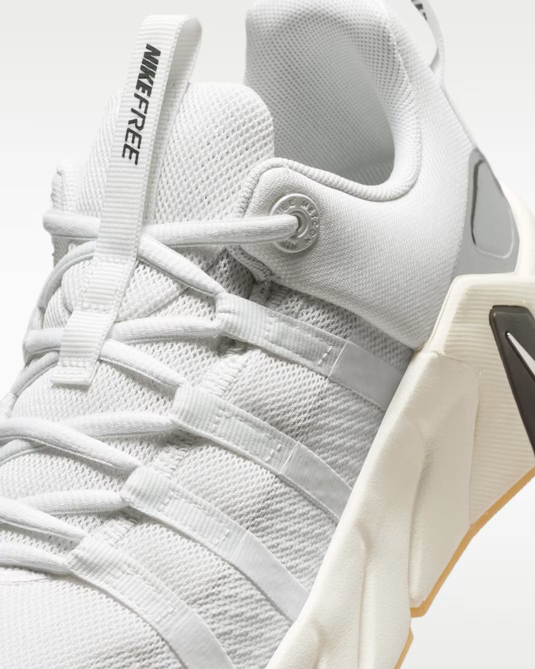 W NIKE FREE METCON 7 WHITE/BEIGE/SILVER MUJER