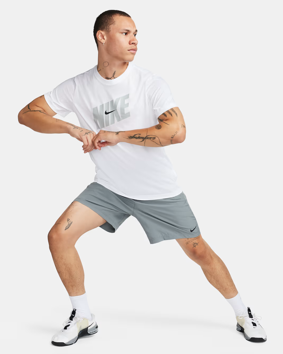 M NK DF FORM 7IN UL SHORT - SMOKE GREY/(BLACK)