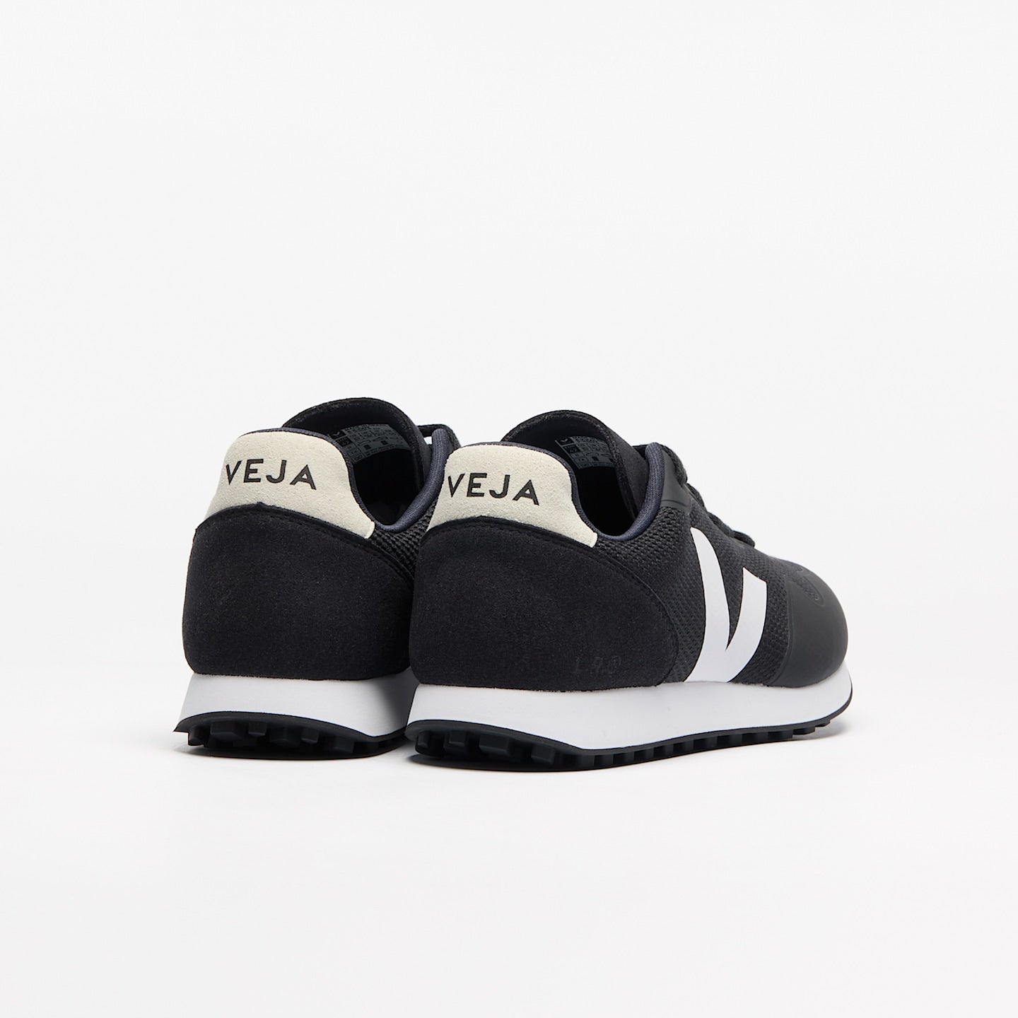 VEJA SDU TPU B-MESH BLACK WHITE