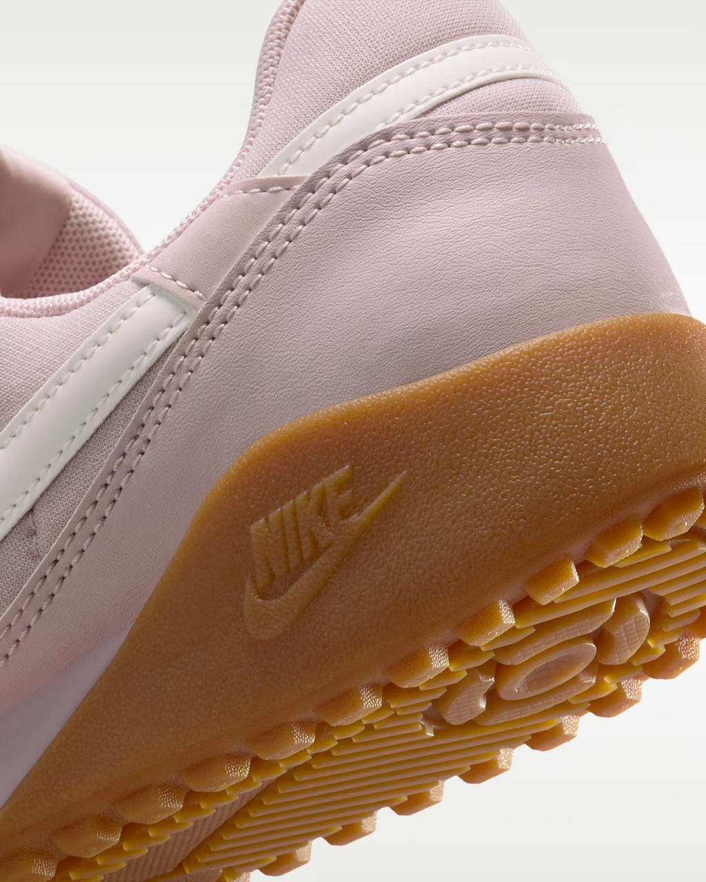 W NIKE TERRA MANTA PINK/LIGTH BROWN