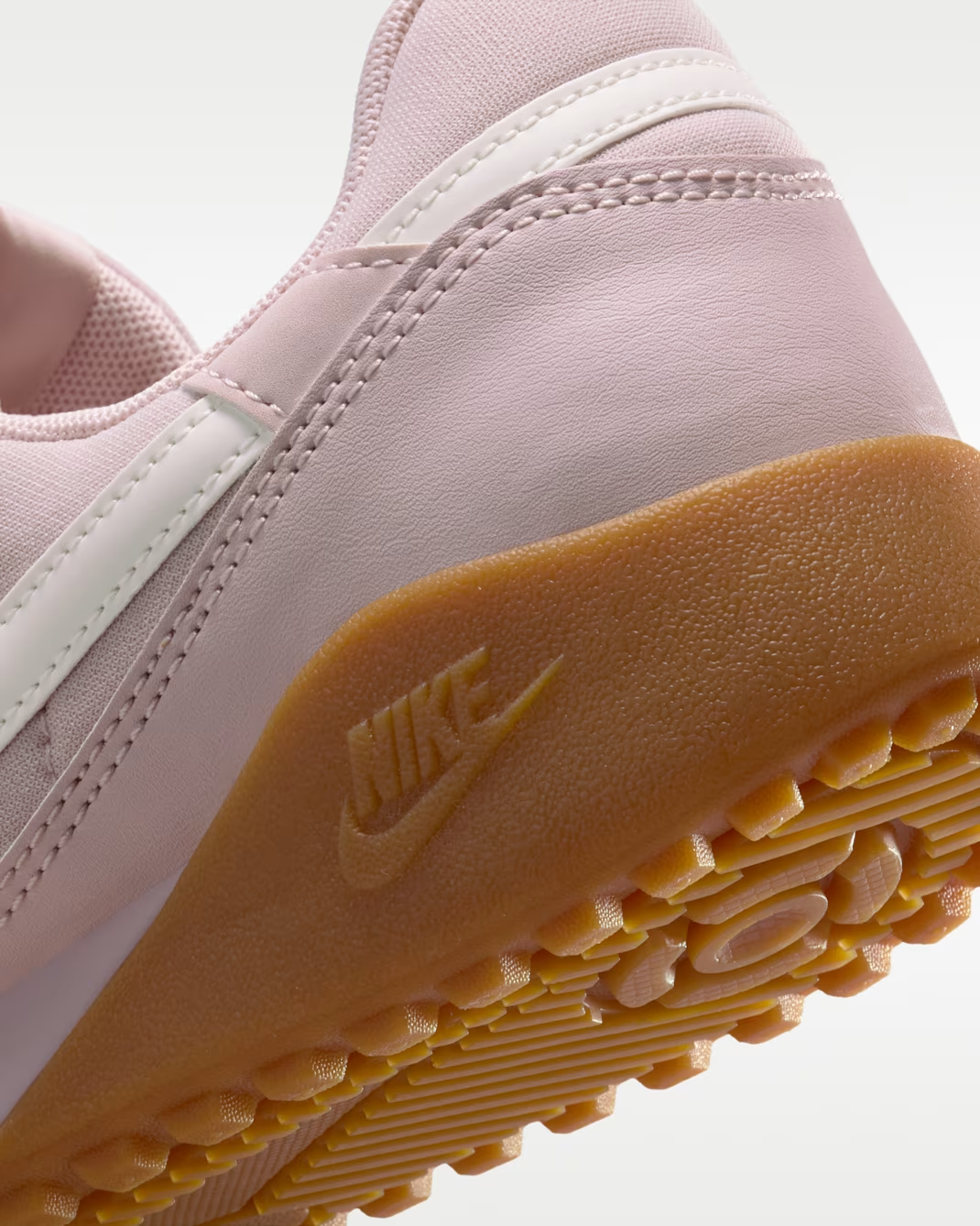 W NIKE TERRA MANTA PINK/LIGTH BROWN