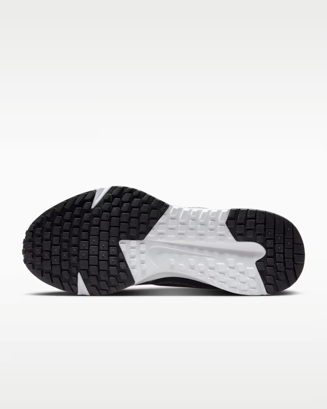 NIKE RUN DEFY BLACK/WHITE