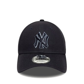 OUTLINE 9FORTY NEW YORK YANKEES NAVY