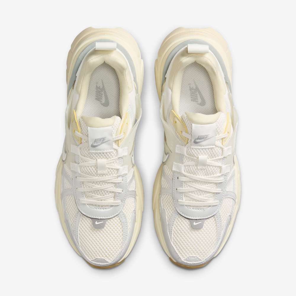 NIKE V2K RUN BIEGE/GREY