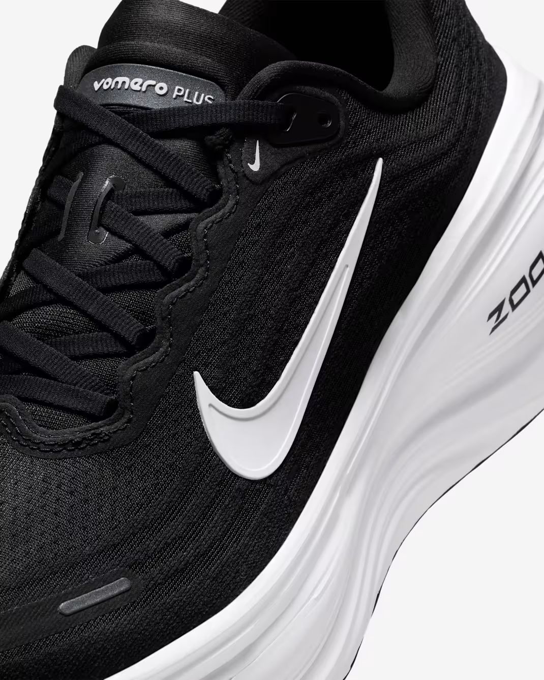 NIKE VOMERO PLUS BLACK/WHITE