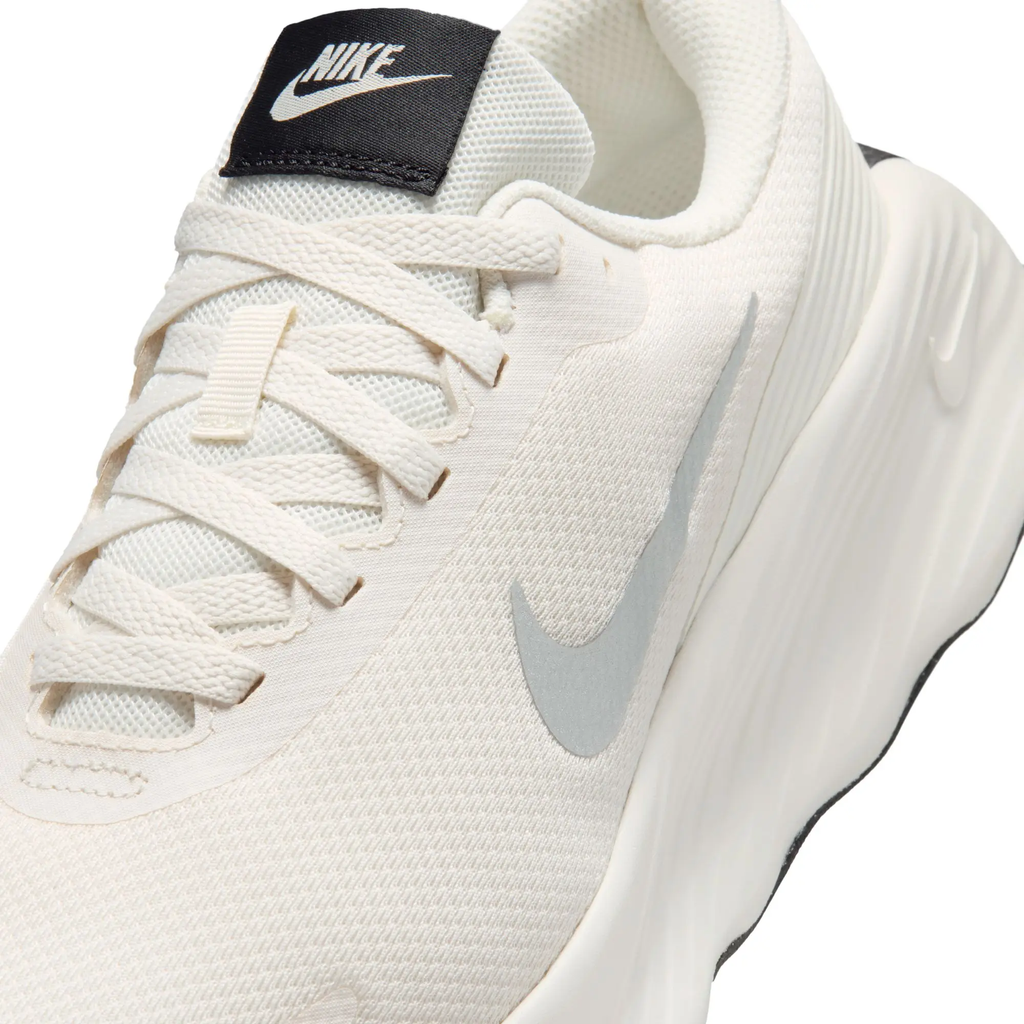 W NIKE PROMINA BEIGE/SILVER MUJER
