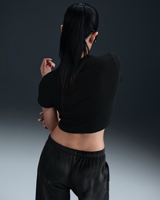 NIKE SPORTSWEAR CHILL KNIT