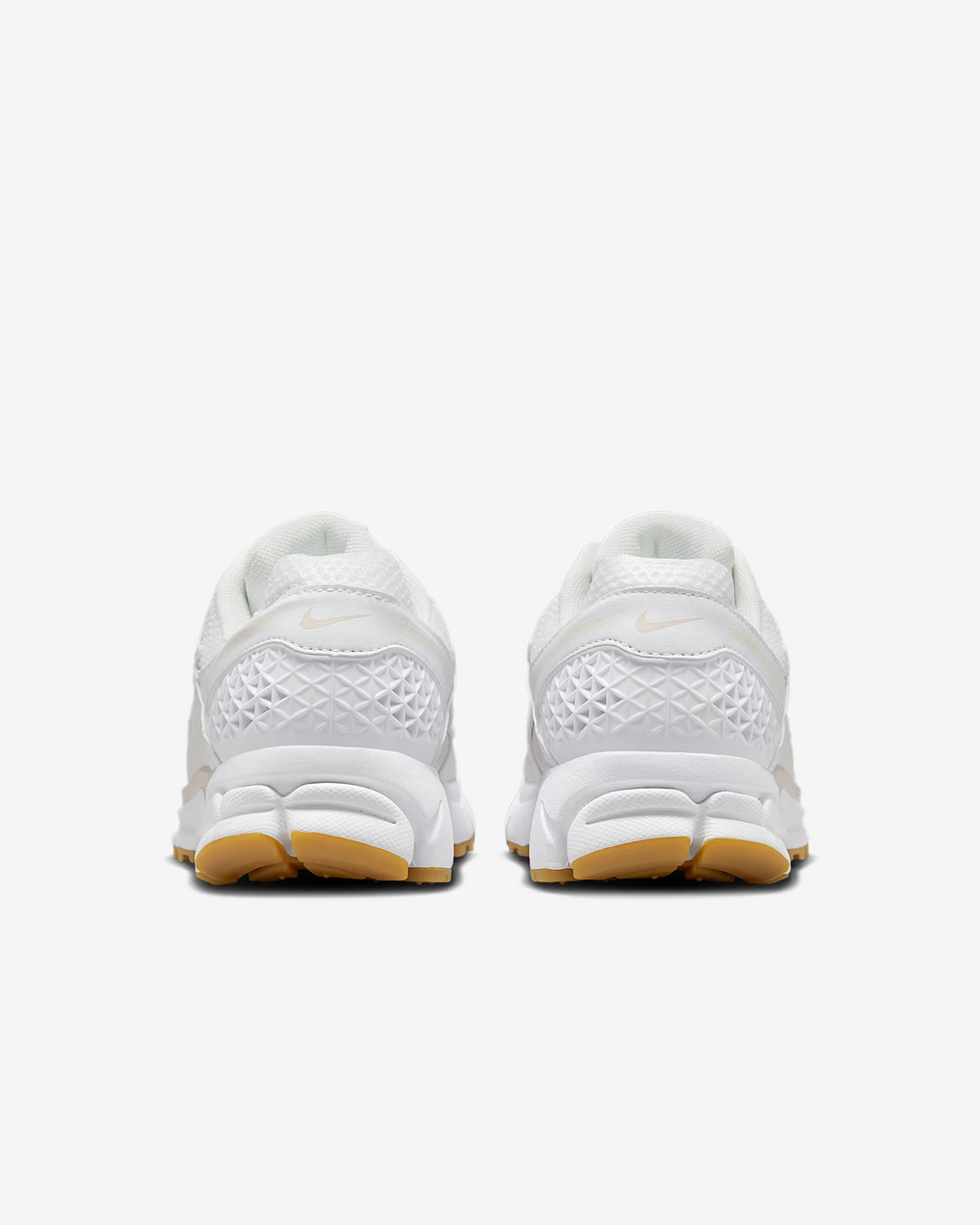 NIKE ZOOM VOMERO 5 WHITE