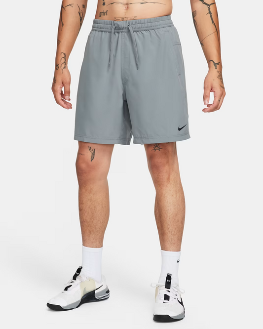 M NK DF FORM 7IN UL SHORT - SMOKE GREY/(BLACK)