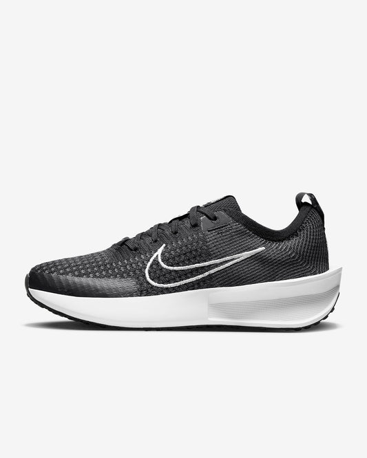 NIKE INTERACT RUN TENIS DE CORRER EN PAVIMENTO PARA MUJER