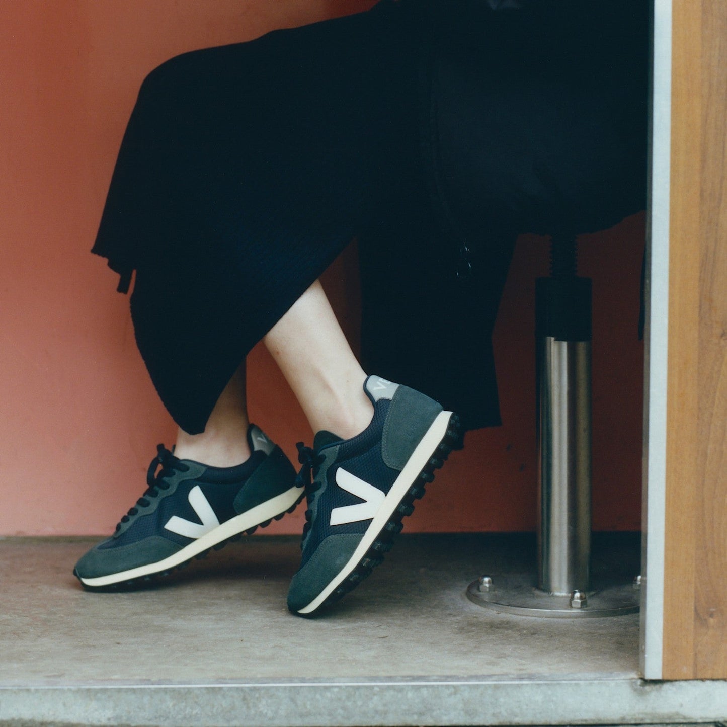TENIS VEJA BRANCO BLACK/WHITE/OXFORD/GREY