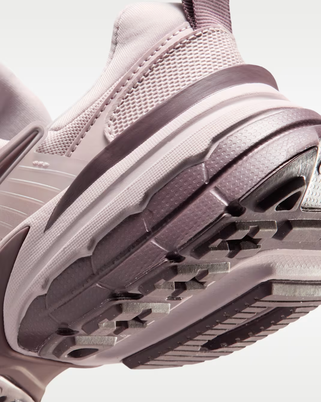 NIKE V2K RUN SILVER/PINK