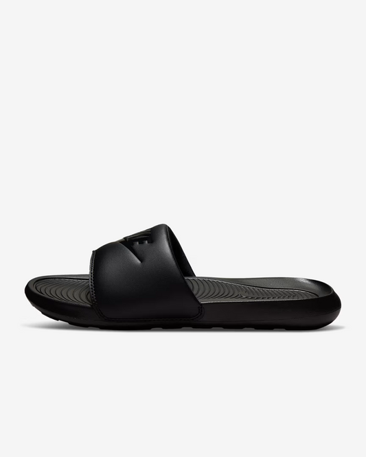 NIKE VICTORI ONE SLIDE BLACK