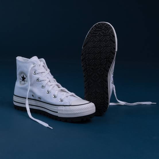 CONVERSE  CHUCK TAYLOR ALL STAR CTAS CITY TREK HI WHITE/BLACK