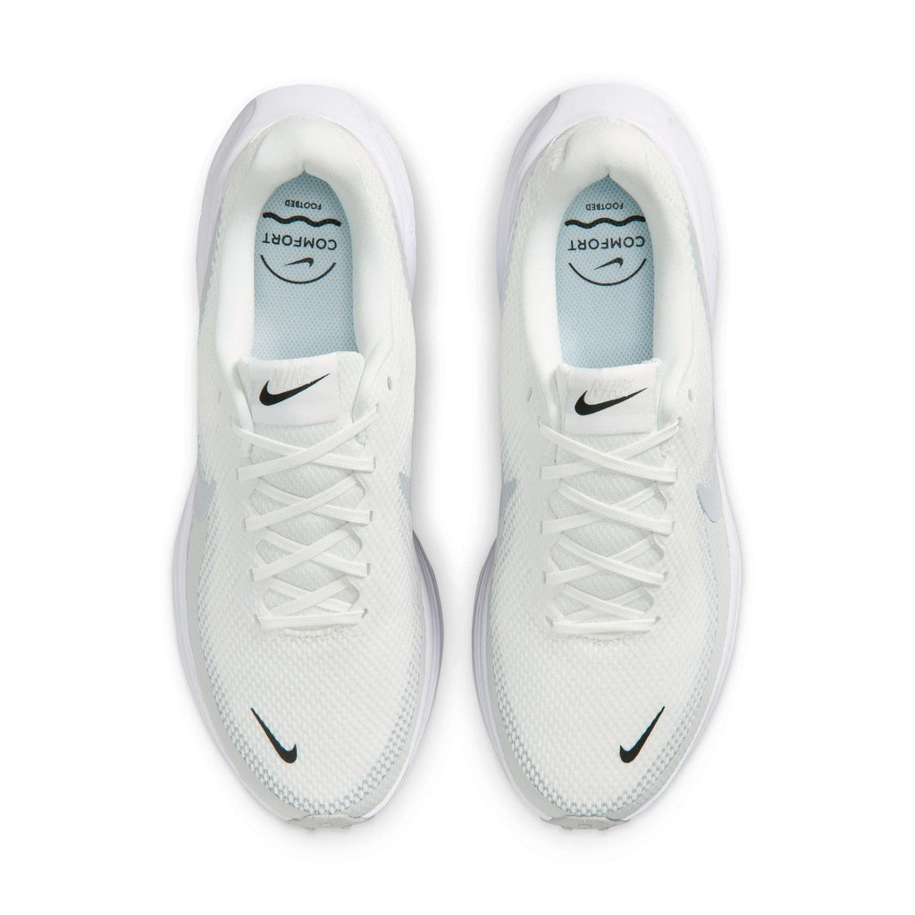 W NIKE REVOLUTION 8 SAIL-METALLIC SILVER-WHITE